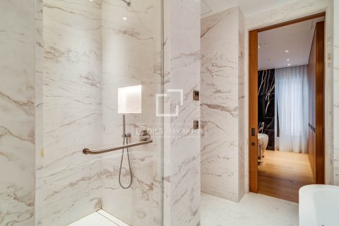 Купить квартиру в Барселона, Испания с 2 спальни, 186м², № 7265 - фото 6