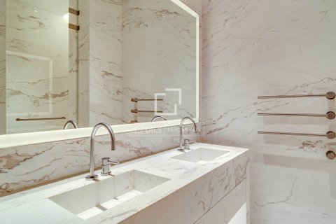 Купить квартиру в Барселона, Испания с 2 спальни, 186м², № 7265 - фото 7