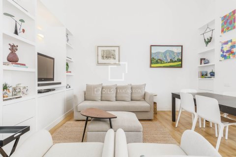 Купить квартиру в Барселона, Испания с 3 спальни, 97м², № 7266 - фото 17