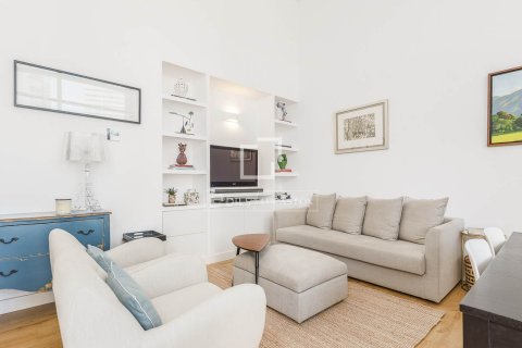 Купить квартиру в Барселона, Испания с 3 спальни, 97м², № 7266 - фото 16