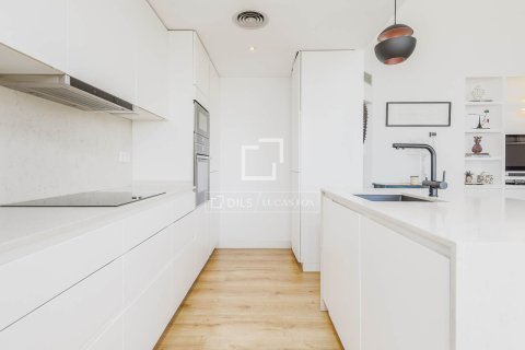 Купить квартиру в Барселона, Испания с 3 спальни, 97м², № 7266 - фото 14