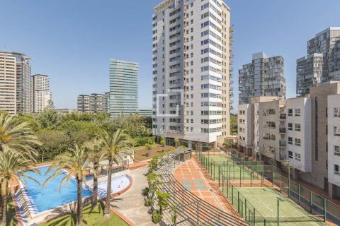 Купить квартиру в Барселона, Испания с 3 спальни, 97м², № 7266 - фото 7