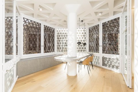 Apartamento de 5 dormitorios en venta en Barcelona, Cataluña, Spain № 4350 - foto 7