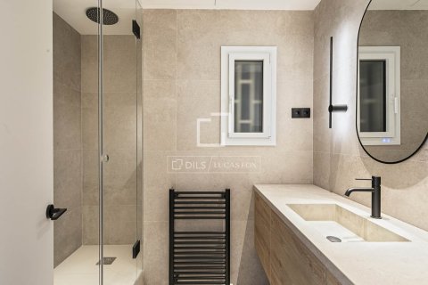Купить квартиру в Барселона, Испания с 3 спальни, 152м², № 4349 - фото 25