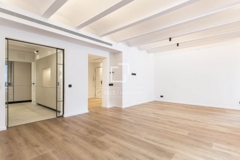 Купить квартиру в Барселона, Испания с 3 спальни, 152м², № 4349 - фото 4
