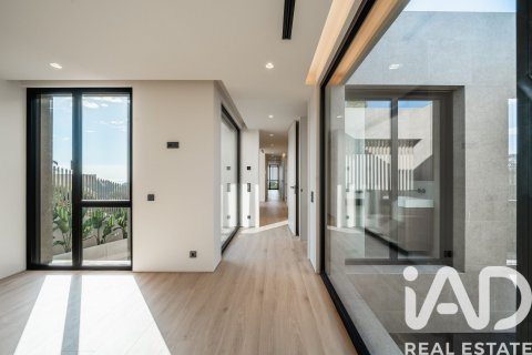 4 bedrooms house for sale in Teia, Barcelona, Catalonia, Spain № 7378 - photo 10