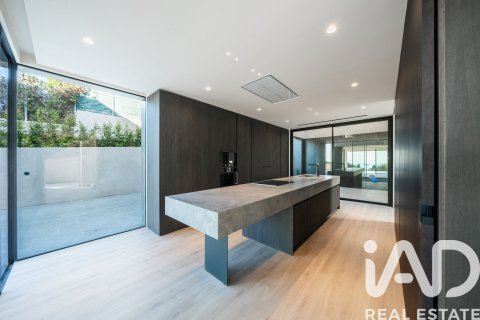 4 bedrooms house for sale in Teia, Barcelona, Catalonia, Spain № 7378 - photo 17