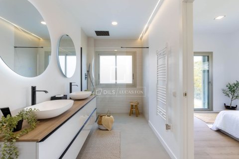 Villa de 4 dormitorios en venta en Alella, Barcelona, Cataluña, Spain № 6528 - foto 17