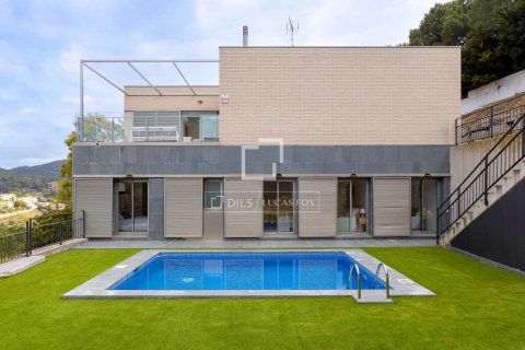 Villa de 4 dormitorios en venta en Alella, Barcelona, Cataluña, Spain № 6528 - foto 30