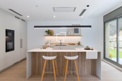 Villa de 4 dormitorios en venta en Alella, Barcelona, Cataluña, Spain № 6528 - foto 4