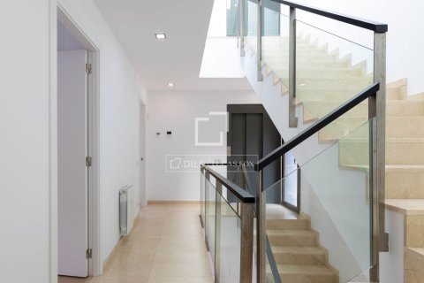 Villa de 4 dormitorios en venta en Alella, Barcelona, Cataluña, Spain № 6528 - foto 25