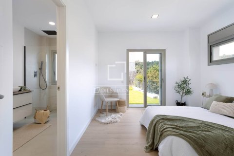 Villa de 4 dormitorios en venta en Alella, Barcelona, Cataluña, Spain № 6528 - foto 15