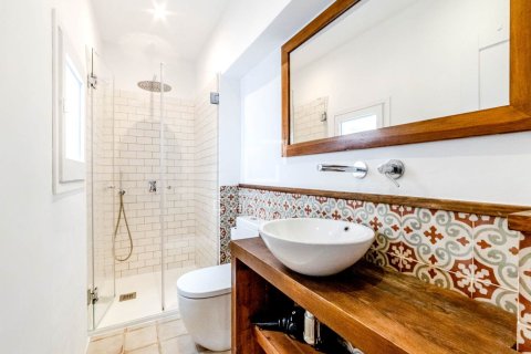 Villa de 3 dormitorios en venta en Sitges, Barcelona, Cataluña, Spain № 6527 - foto 20