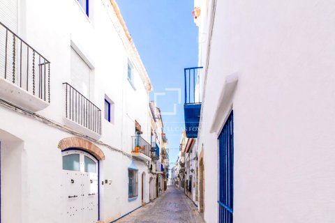 Villa de 3 dormitorios en venta en Sitges, Barcelona, Cataluña, Spain № 6527 - foto 2