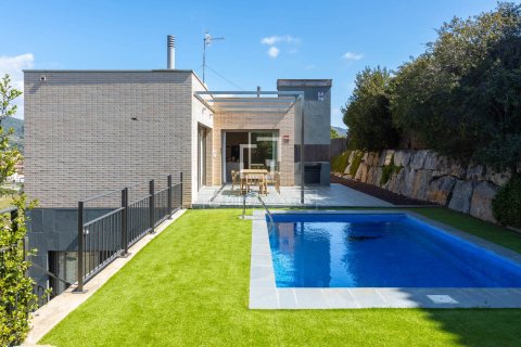 4 bedrooms villa for sale in Alella, Barcelona, Catalonia, Spain № 6530 - photo 28