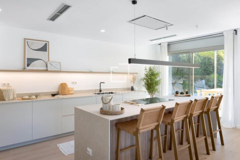 4 bedrooms villa for sale in Alella, Barcelona, Catalonia, Spain № 6530 - photo 9