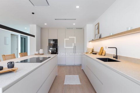 4 bedrooms villa for sale in Alella, Barcelona, Catalonia, Spain № 6530 - photo 10