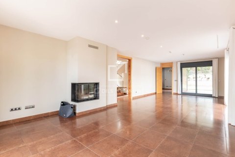 Villa de 6 dormitorios en venta en Bellaterra, Barcelona, Cataluña, Spain № 4370 - foto 5