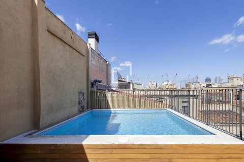 2 bedrooms apartment for sale in Barcelona, Catalonia, Spain № 4375 - photo 6