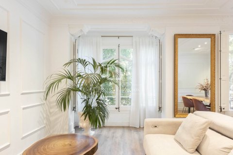 2 bedrooms apartment for sale in Barcelona, Catalonia, Spain № 7276 - photo 25