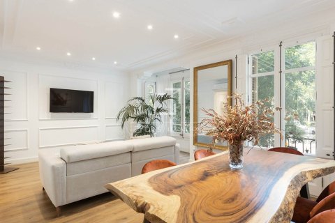 Apartamento de 2 dormitorios en venta en Barcelona, Cataluña, Spain № 7276