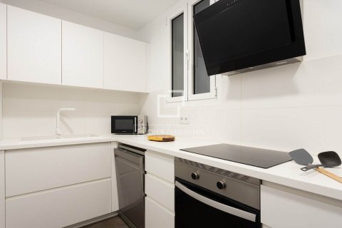 2 bedrooms apartment for sale in Barcelona, Catalonia, Spain № 7276 - photo 17