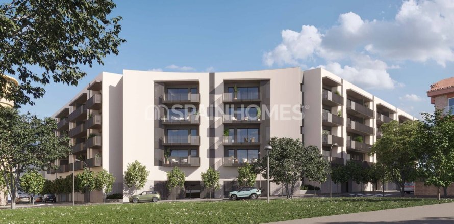 Apartamento de 3 dormitorios en venta en Girona, Gerona, Cataluña, Spain № 3580