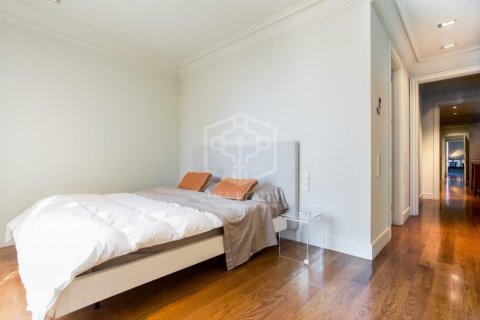 4 bedrooms apartment for rent in Barcelona, Catalonia, Spain № 3577 - photo 12