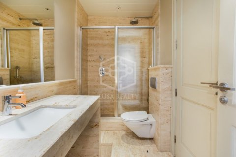 4 bedrooms apartment for rent in Barcelona, Catalonia, Spain № 3577 - photo 8