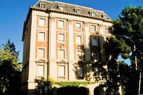 Apartamento de 5 dormitorios en venta en Barcelona, Cataluña, Spain № 8438 - foto 2
