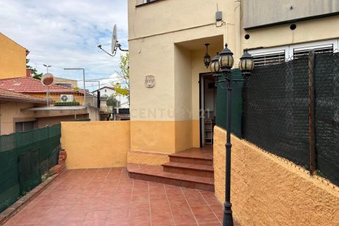 Сasa de 4 dormitorios en venta en Mollet del Vallès, Barcelona, Cataluña, Spain № 8435 - foto 3