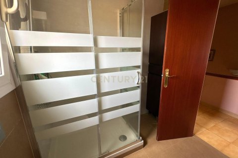 Сasa de 4 dormitorios en venta en Mollet del Vallès, Barcelona, Cataluña, Spain № 8435 - foto 21