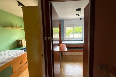 Сasa de 4 dormitorios en venta en Mollet del Vallès, Barcelona, Cataluña, Spain № 8435 - foto 12