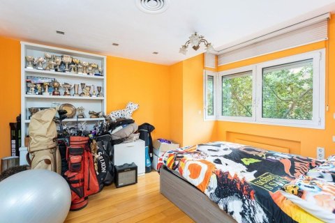 Apartamento de 5 dormitorios en venta en Barcelona, Cataluña, Spain № 8439 - foto 26