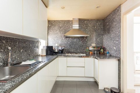 Apartamento de 5 dormitorios en venta en Barcelona, Cataluña, Spain № 8439 - foto 13