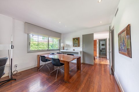 Сasa de 3 dormitorios en venta en Sant Cugat del Vallès, Barcelona, Cataluña, Spain № 8434 - foto 8