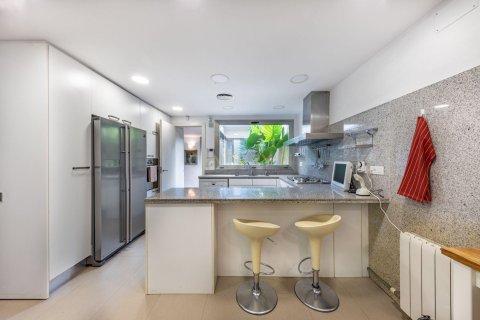 Сasa de 3 dormitorios en venta en Sant Cugat del Vallès, Barcelona, Cataluña, Spain № 8434 - foto 13