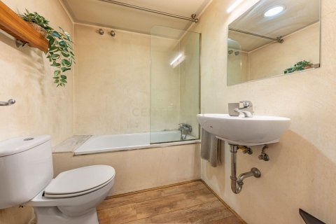 Сasa de 3 dormitorios en venta en Sant Cugat del Vallès, Barcelona, Cataluña, Spain № 8434 - foto 25