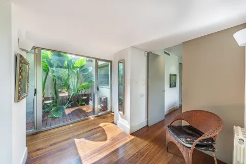 Сasa de 3 dormitorios en venta en Sant Cugat del Vallès, Barcelona, Cataluña, Spain № 8434 - foto 2
