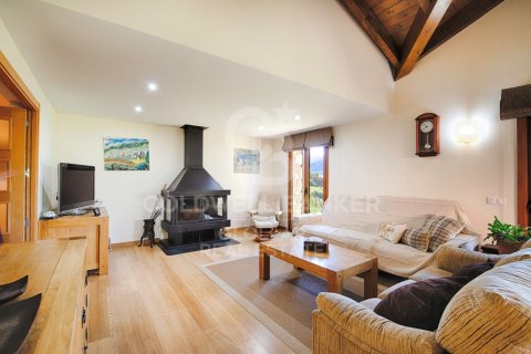 4 bedrooms house for sale in Catalonia, Spain № 7673 - photo 14