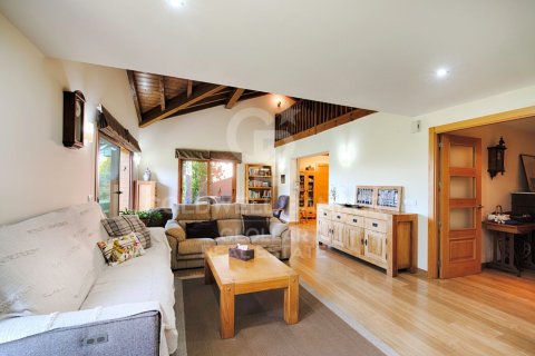 4 bedrooms house for sale in Catalonia, Spain № 7673 - photo 8