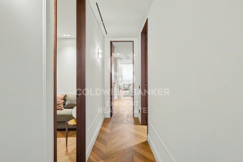 Apartamento de 3 dormitorios en venta en Barcelona, Cataluña, Spain № 7670 - foto 20