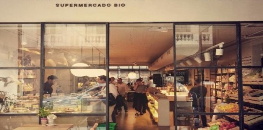 290 sq.m. commercial property for sale in Gracia, Barcelona, Catalonia, Spain № 1253