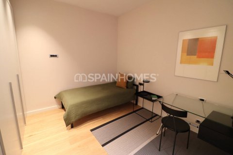 3 bedrooms apartment for sale in Barcelona, Catalonia, Spain № 1296 - photo 16