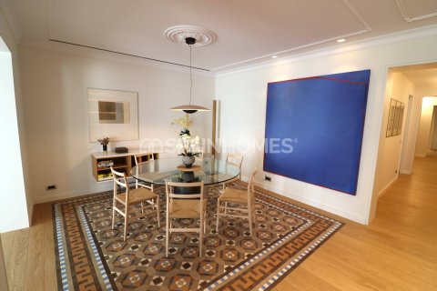 3 bedrooms apartment for sale in Barcelona, Catalonia, Spain № 1296 - photo 10