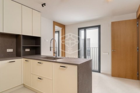 Купить квартиру в Барселона, Испания с 4 спальни, 175м², № 1092 - фото 9