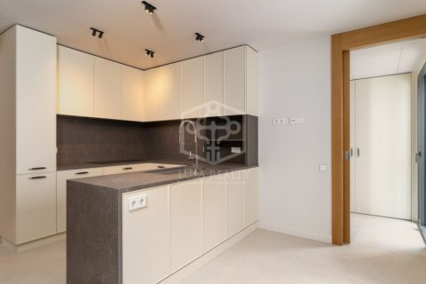 Купить квартиру в Барселона, Испания с 4 спальни, 175м², № 1092 - фото 8