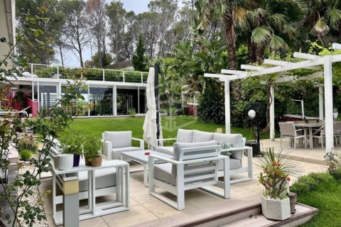 Villa de 4 dormitorios en venta en Sitges, Barcelona, Cataluña, Spain № 1091 - foto 4