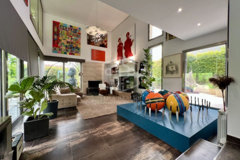Villa de 4 dormitorios en venta en Sitges, Barcelona, Cataluña, Spain № 1091 - foto 14