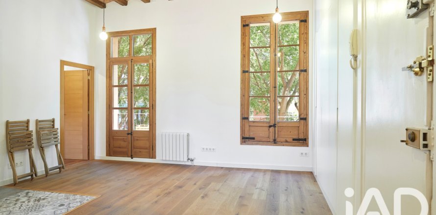 Apartamento de 1 dormitorio en venta en Barcelona, Cataluña, Spain № 8332